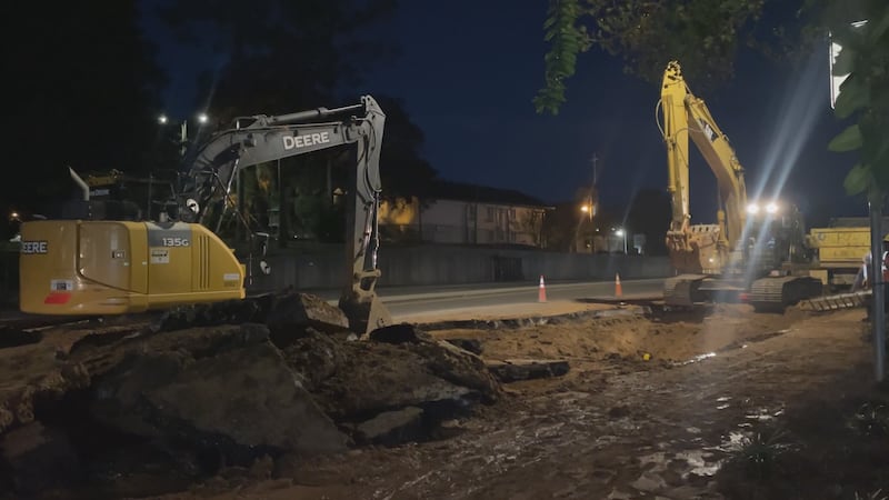 Multiple lanes blocked on Capital Circle NE after sewage main break