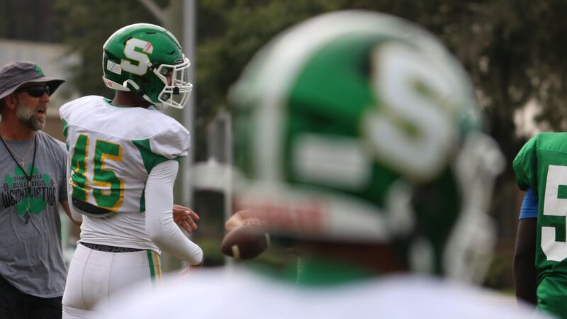 Suwannee High School Bulldogs football